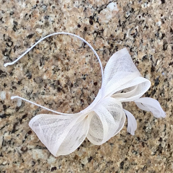 Fascinator - Picture 2 of 3